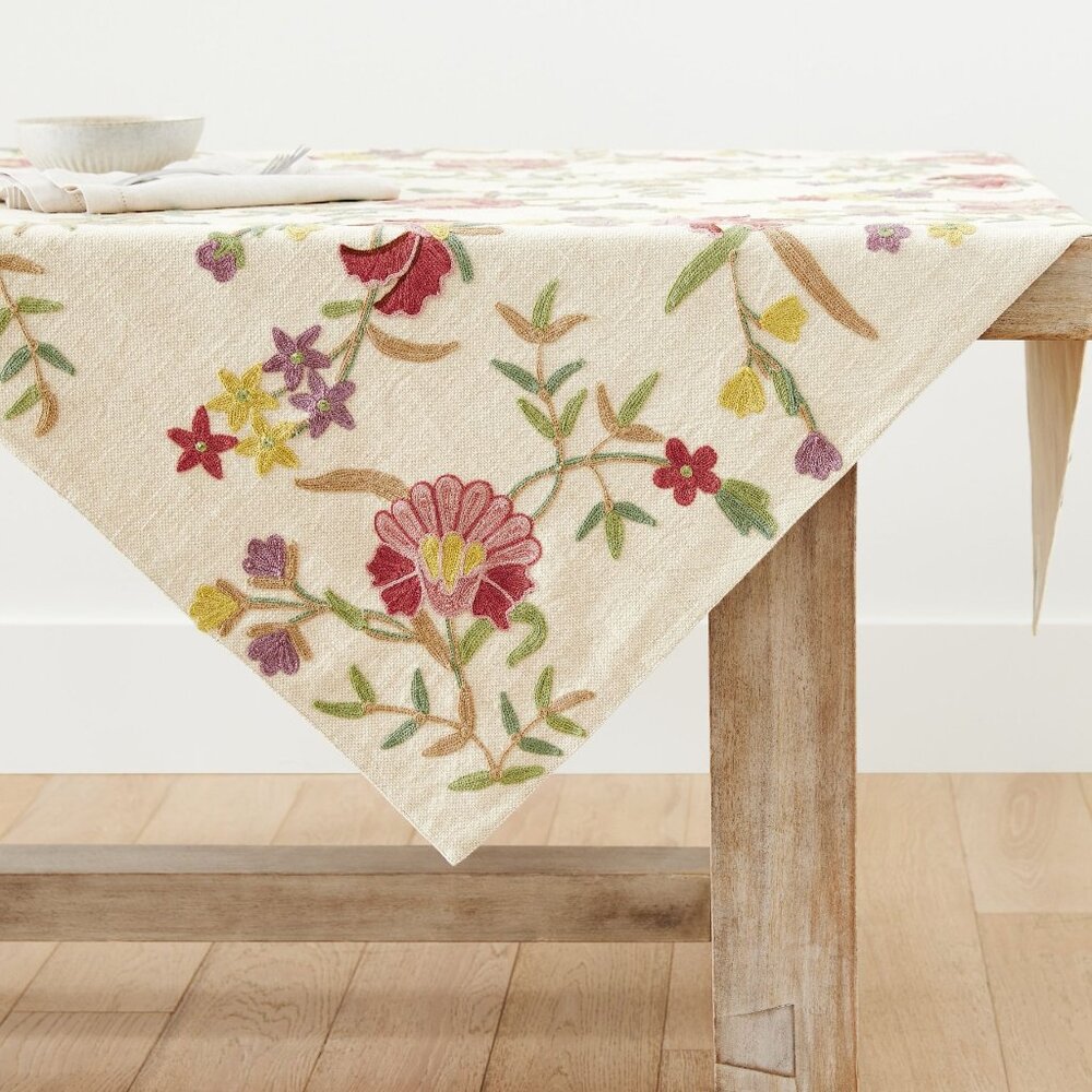 Pottery Barn Liana Crewel Embroidered Cotton Linen Table Throw Cloth Floral NEW